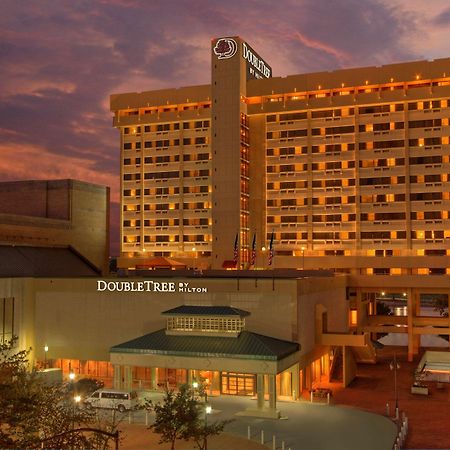 Doubletree By Hilton Little Rock Hotel Exterior photo