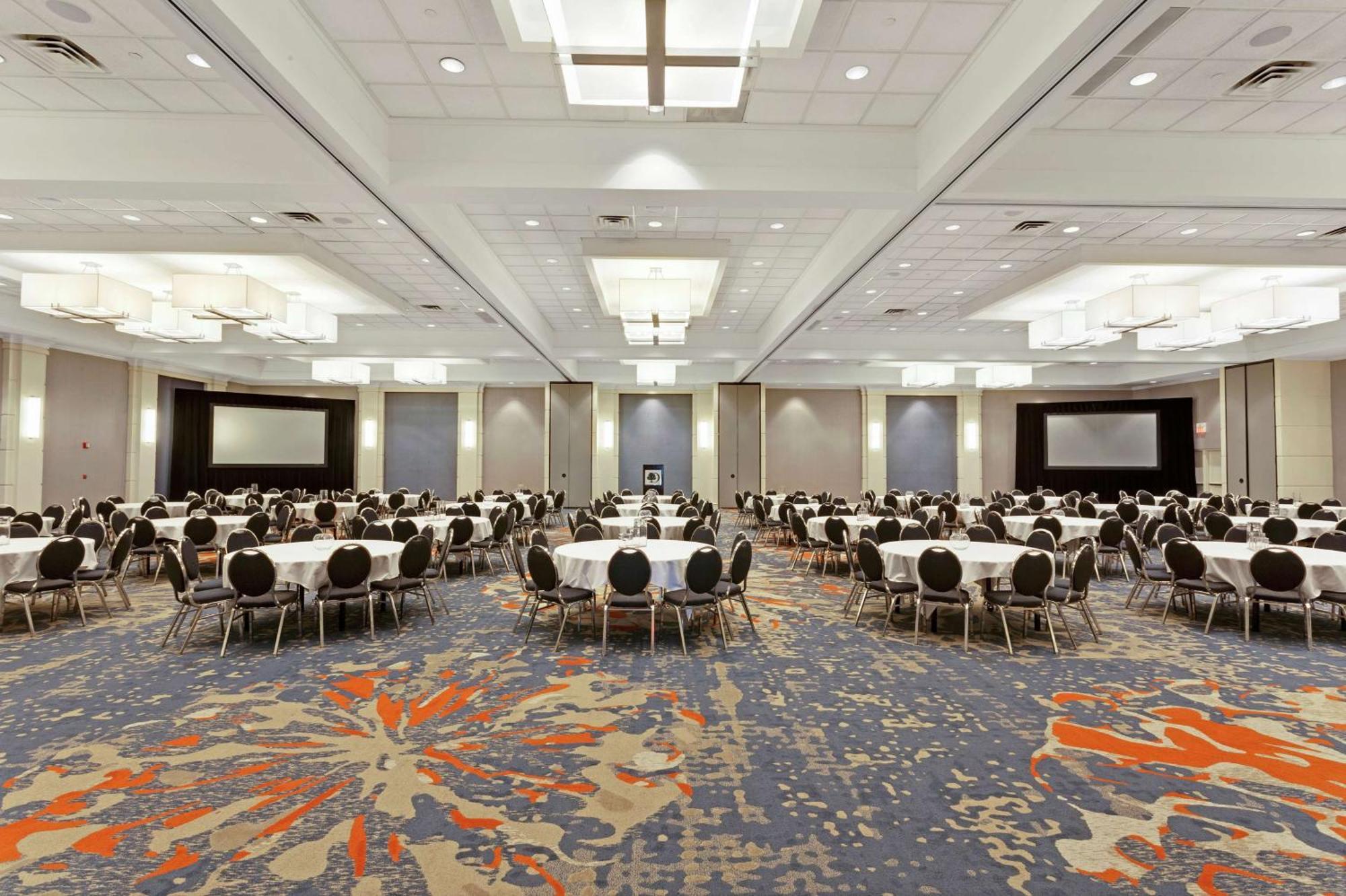 Doubletree By Hilton Little Rock Hotel Exterior photo